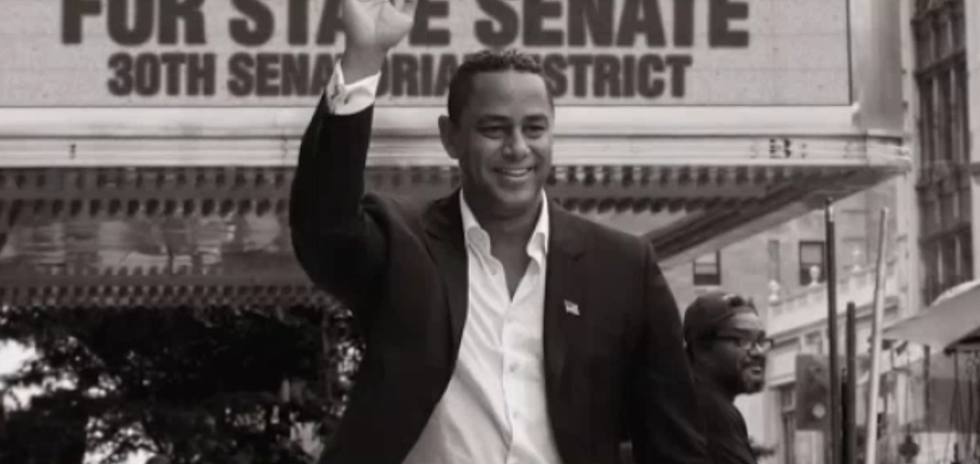 GOP candidate offers Harlem residents free KFC and watermelon -- they offer him 'a foot in the ass'