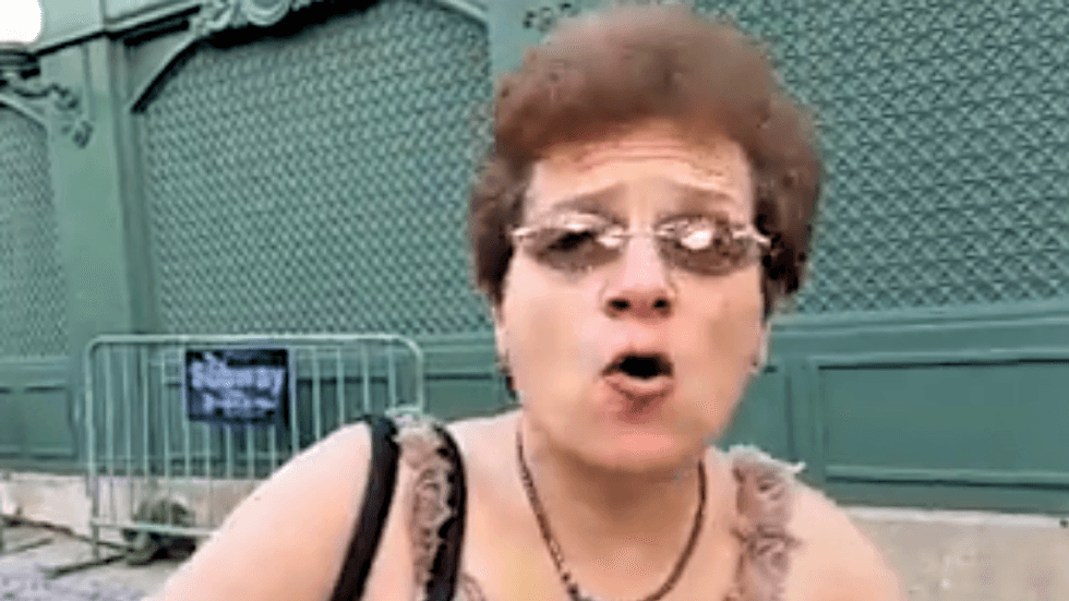 Angry Trump supporter calls the cops on black lawmaker for talking to voters