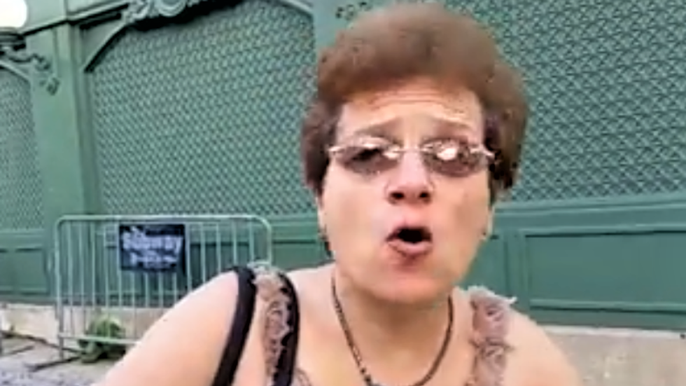 Angry Trump supporter calls the cops on black lawmaker for talking to voters