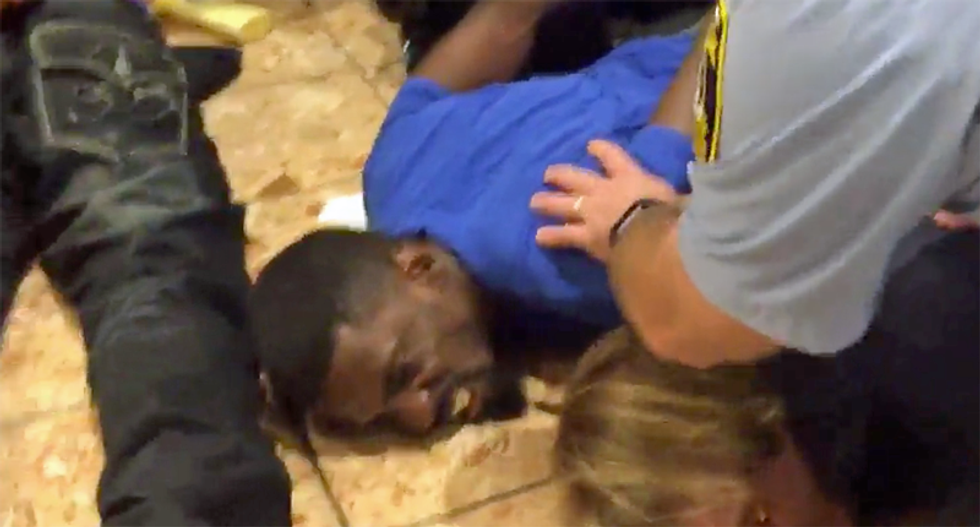St. Louis police shut down entire mall to violently arrest black lawmaker for protesting racial injustice