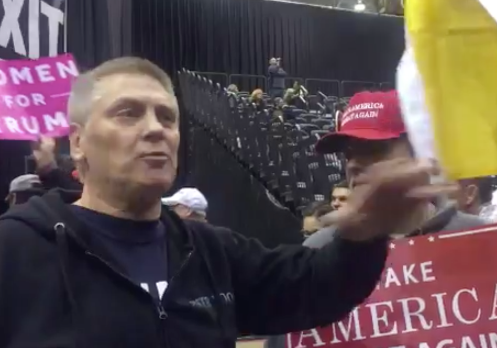 WATCH: Trump fans shout Nazi-era 'lying press' insult at media during rally