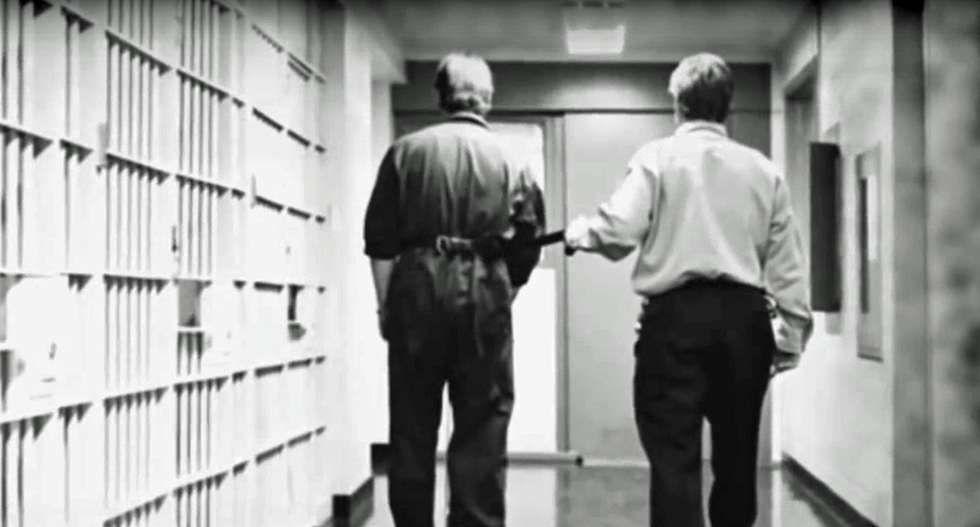 A reporter discovers a man is proven innocent -- but the eyes of the law still say he's guilty