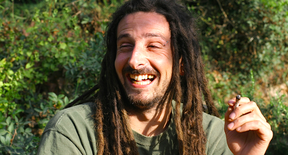 'Parents opposed to pot' group publishes 10 reasons not to date a stoner -- and it's absurd