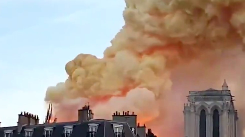 Firefighting expert explains why the Notre Dame fire is nearly impossible to stop