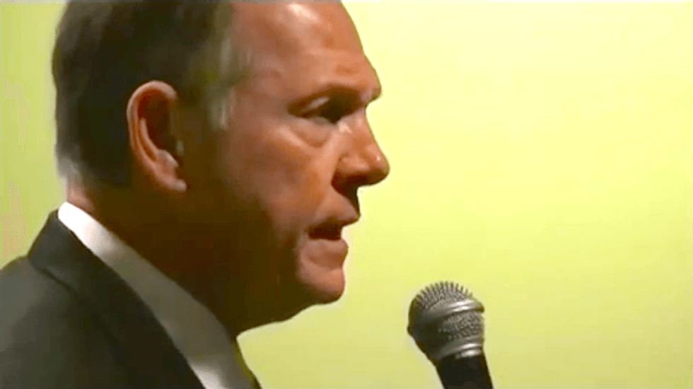 Roy Moore begging his few remaining followers for donations as he is ‘struggling to make ends meet’