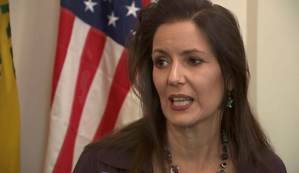 Oakland mayor smacks down Sessions' immigrant bashing with one simple chart