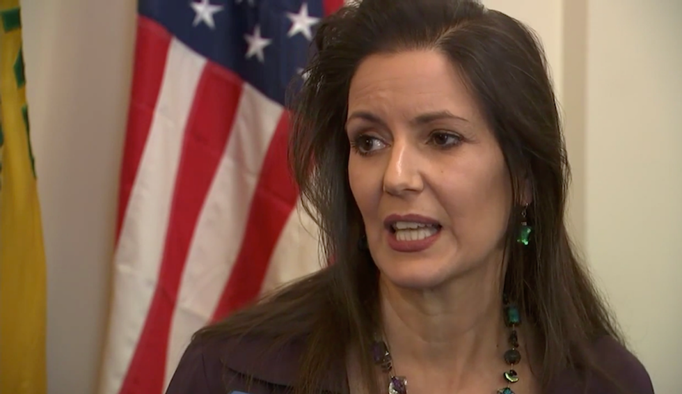 Oakland mayor smacks down Sessions' immigrant bashing with one simple chart