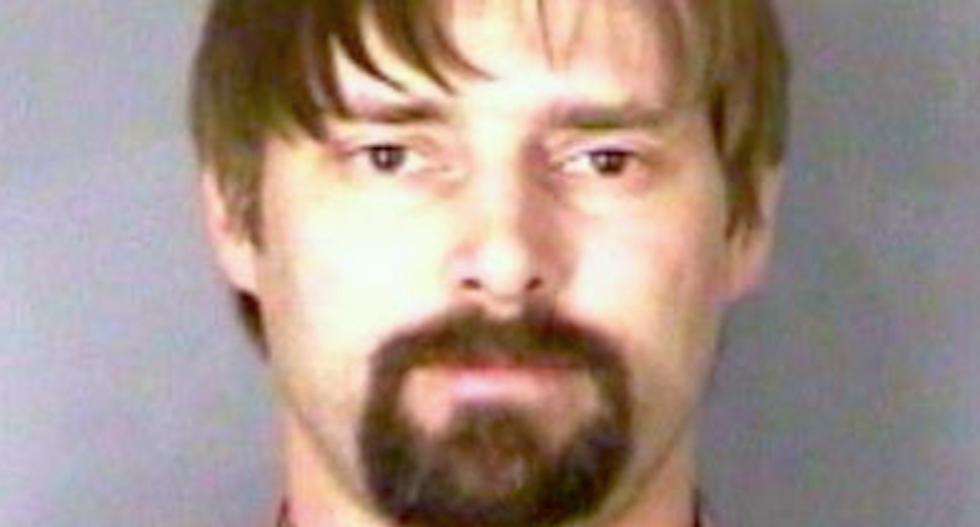 Oregon teacher arrested for using Tesla coil to burn 'I heart mom' on students' arms