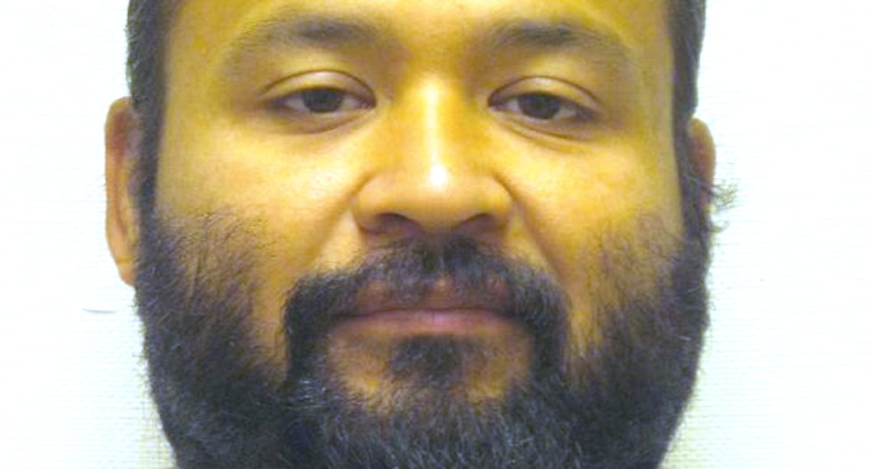 Cops say they shot Washington man because he pointed cell phone like a gun