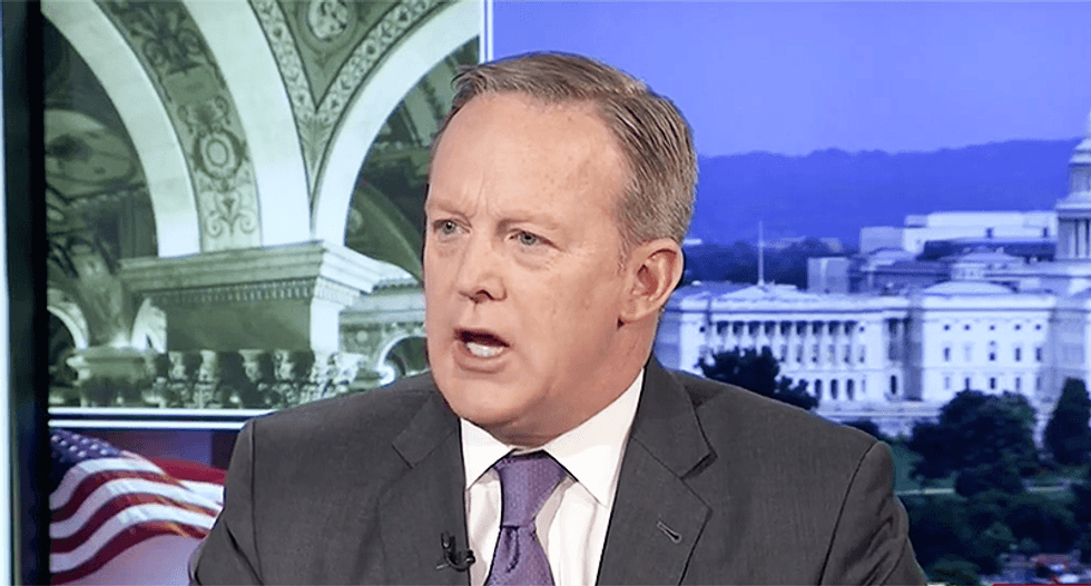Press secretary Sean Spicer confiscating aides phones in search for White House leakers: report
