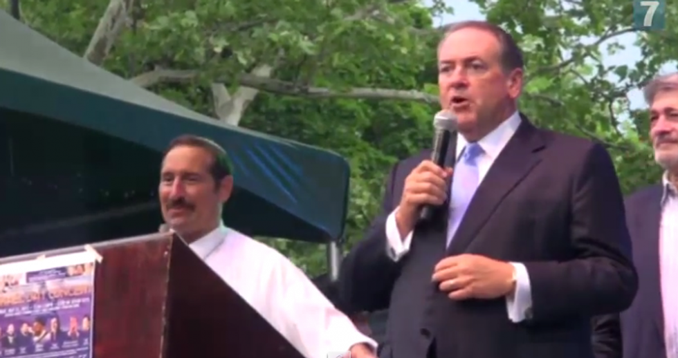 Mike Huckabee says Israeli occupation made life great for Palestinians: Now they have sidewalks