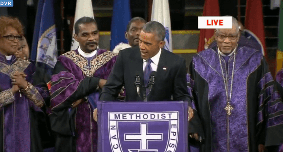 WATCH: President Obama abruptly breaks out singing 'Amazing Grace' during Clementa Pinckney's memorial
