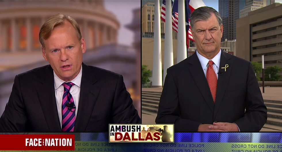 The mayor of Dallas perfectly explains what's wrong with the Texas open carry laws