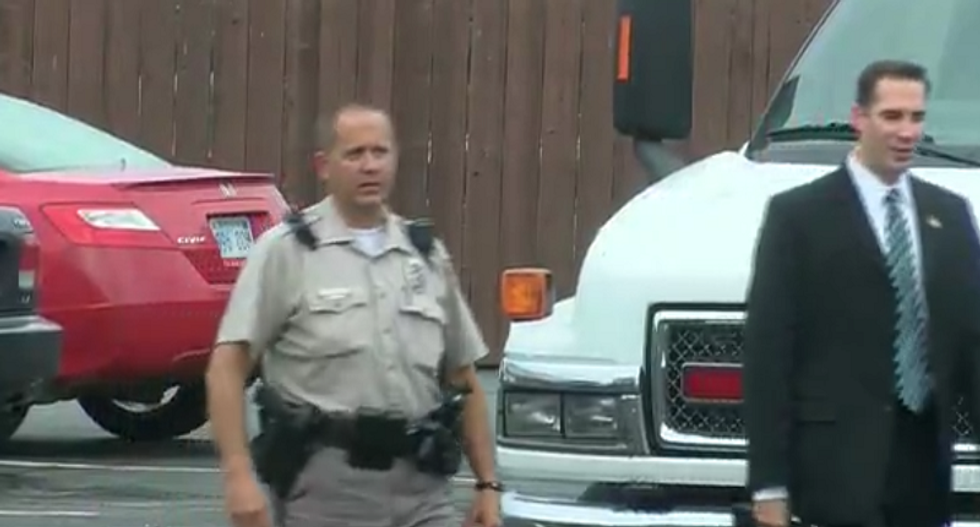 Kansas abortion clinic linked to George Tiller evacuated after man brings in 'active' bomb