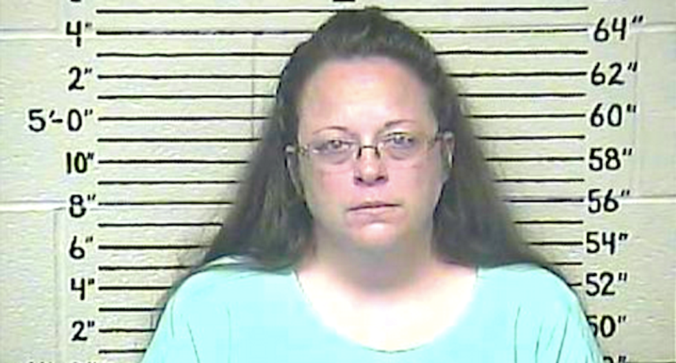 Same-sex couple can seek damages from Kentucky clerk: US appeals court