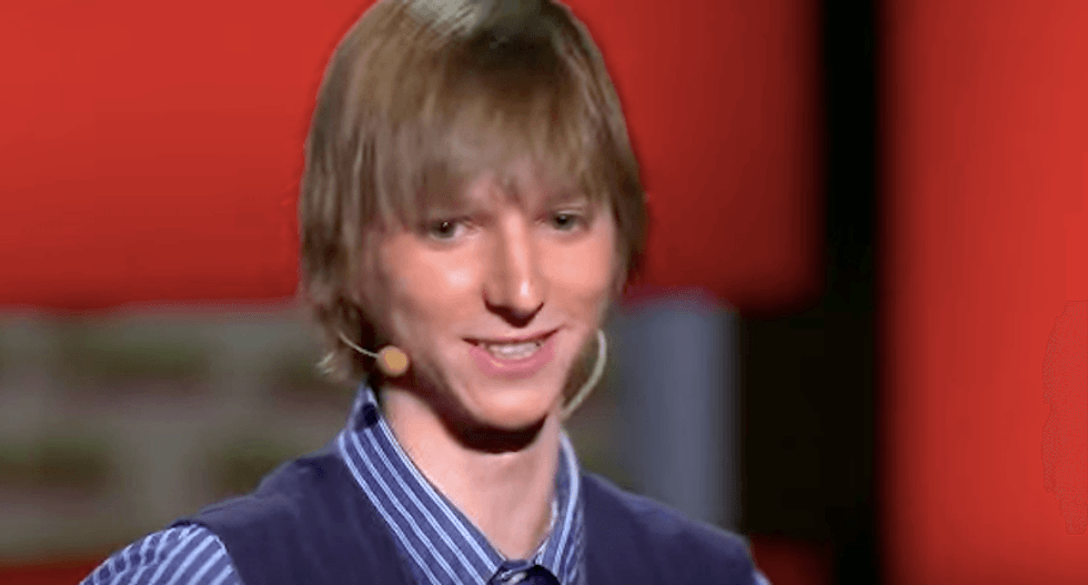 White kid builds nuclear reactor and Homeland Security offers help