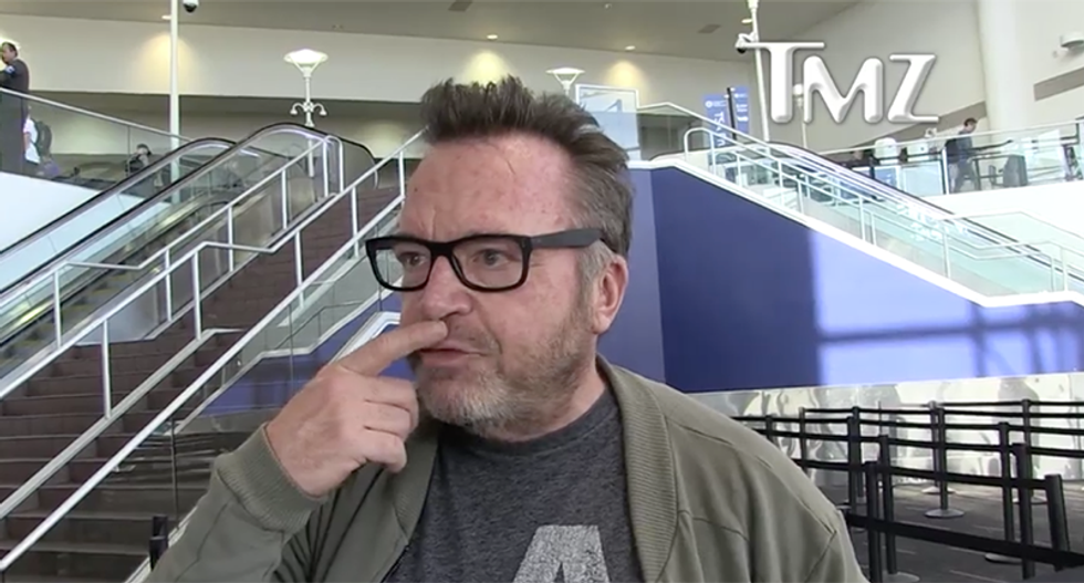 'I didn't know she was like that': Tom Arnold says Roseanne and ABC should apologize for conspiracy theory tweets