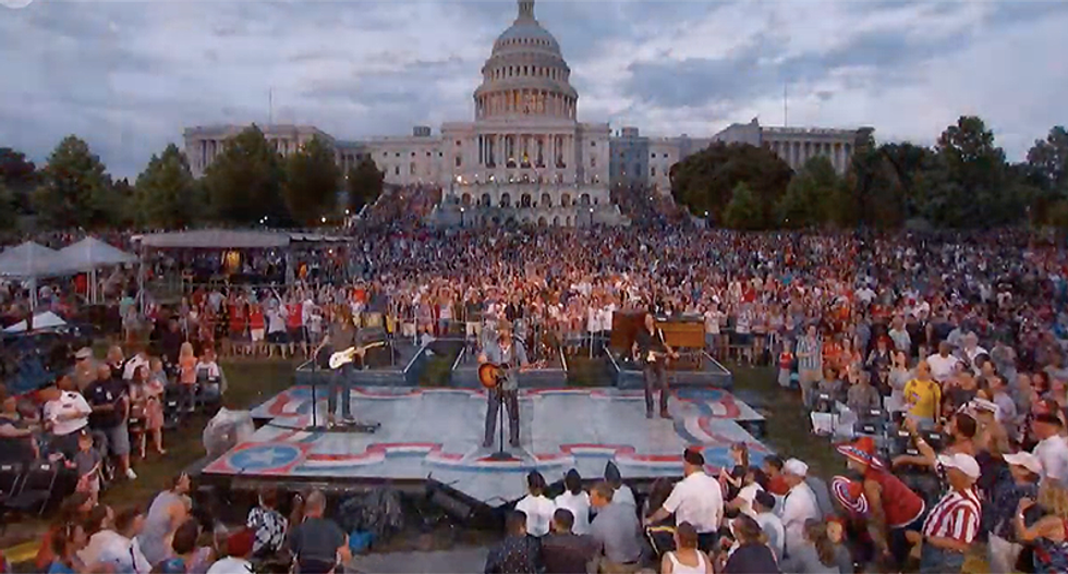 Capitol Hill Fourth of July celebration dwarfs Trump's Lincoln Memorial crowd size
