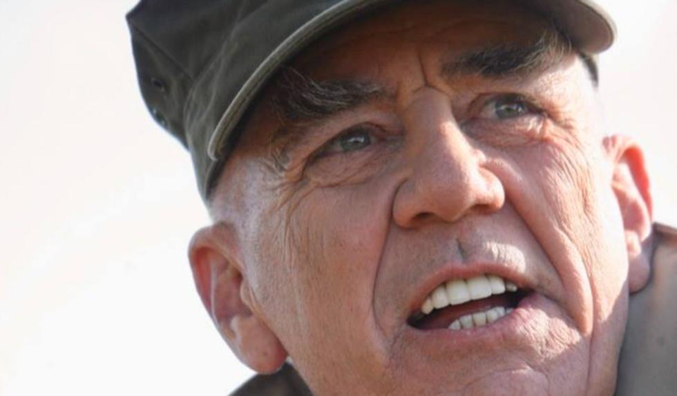 'Full Metal Jacket' drill sergeant R. Lee Ermey dead at 74