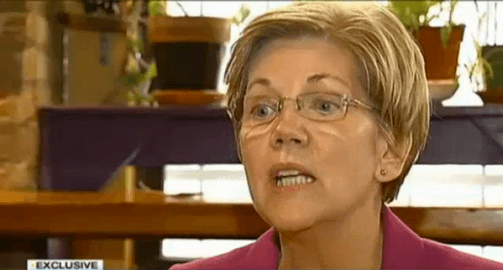 Elizabeth Warren slams Mitt Romney for not coming out sooner against Trump's extremism