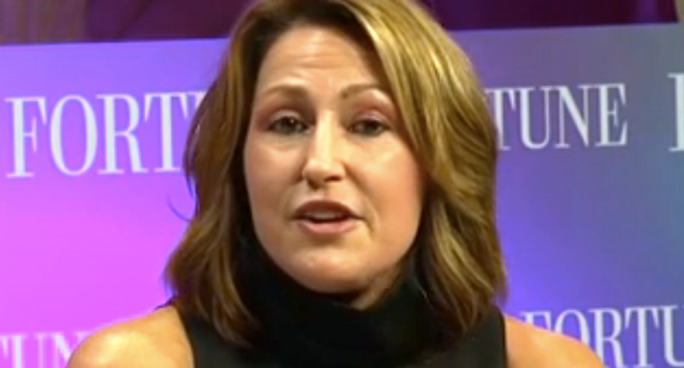 Heather Bresch dumped more than 100,000 shares of Mylan — just two weeks before EpiPen scandal