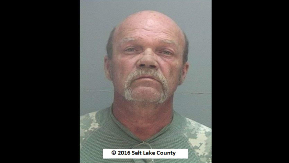 Bundy militia bro charged with trying to detonate a bomb at a government facility in Arizona