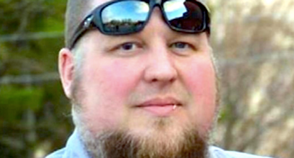 10-year-old girl sees her dad shot and killed after he takes her along on Craigslist gun sale