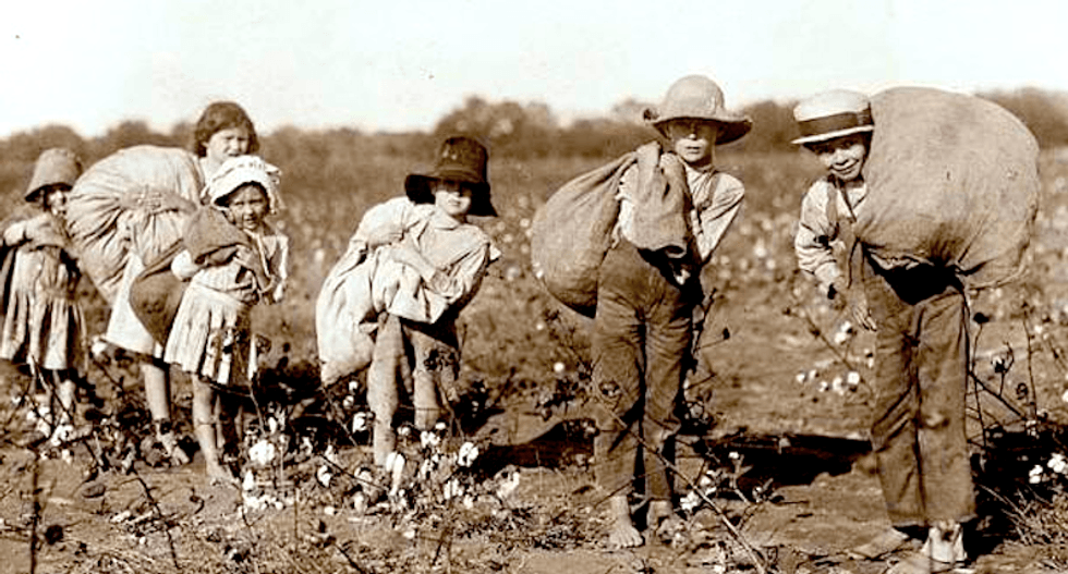 ‘Irish slaves’: Historian destroys racist myth conservatives love to share on Facebook
