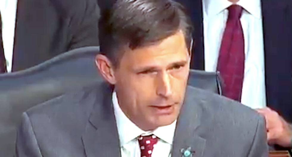 ‘Your unwillingness speaks volumes’: Senator rattles intel officials for stonewalling on Trump