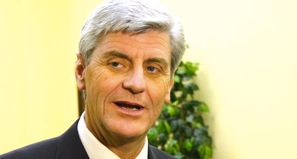 Mississippi Gov.: Christians will endure crucifixion for right to discriminate against gay people