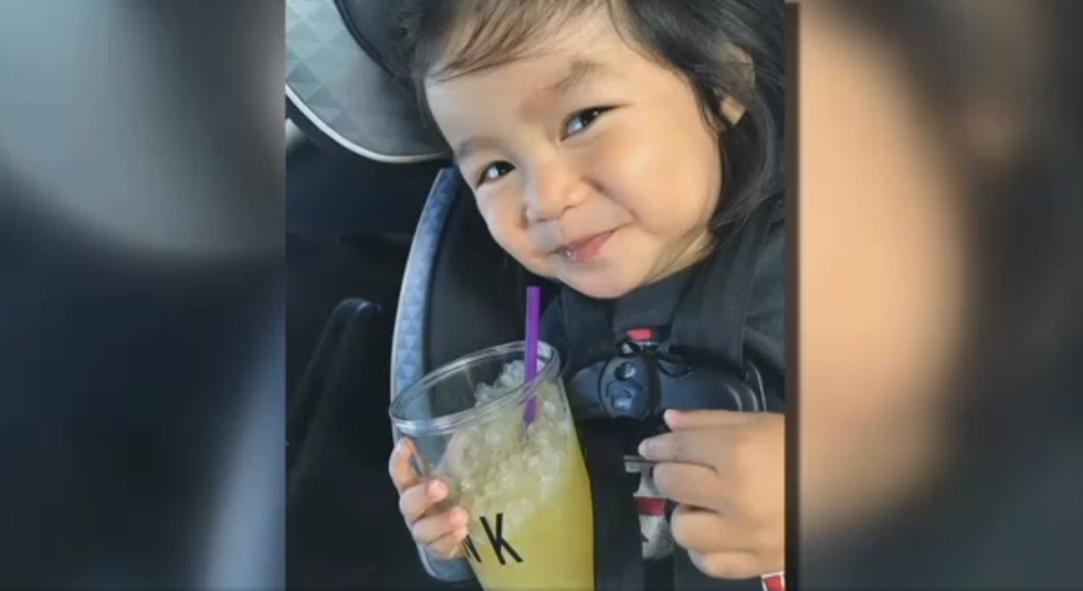 Mom feared beating by United employees — so she gave up toddler son’s $1,000 seat to standby passenger
