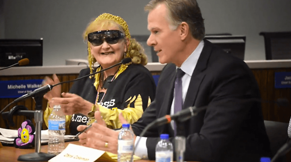 St. Paul mayor laughs throughout wacky candidate's forum