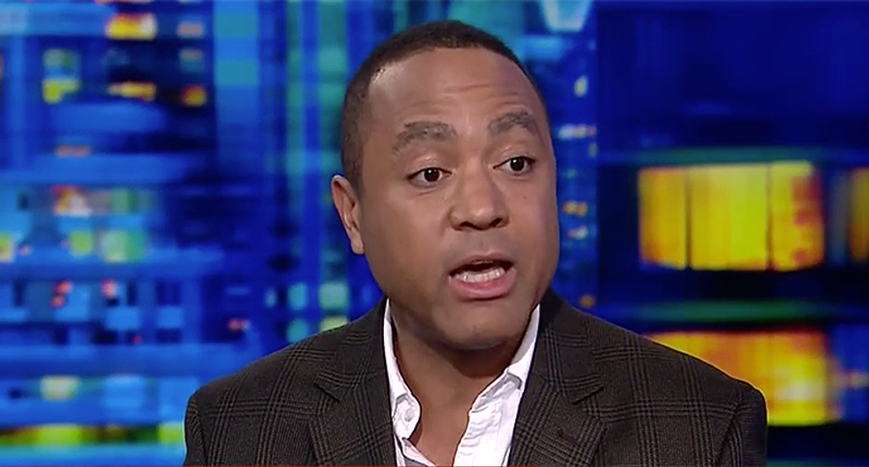Language professor trashes Trump as having less forethought than 'my cat and my forks, knives and spoons'