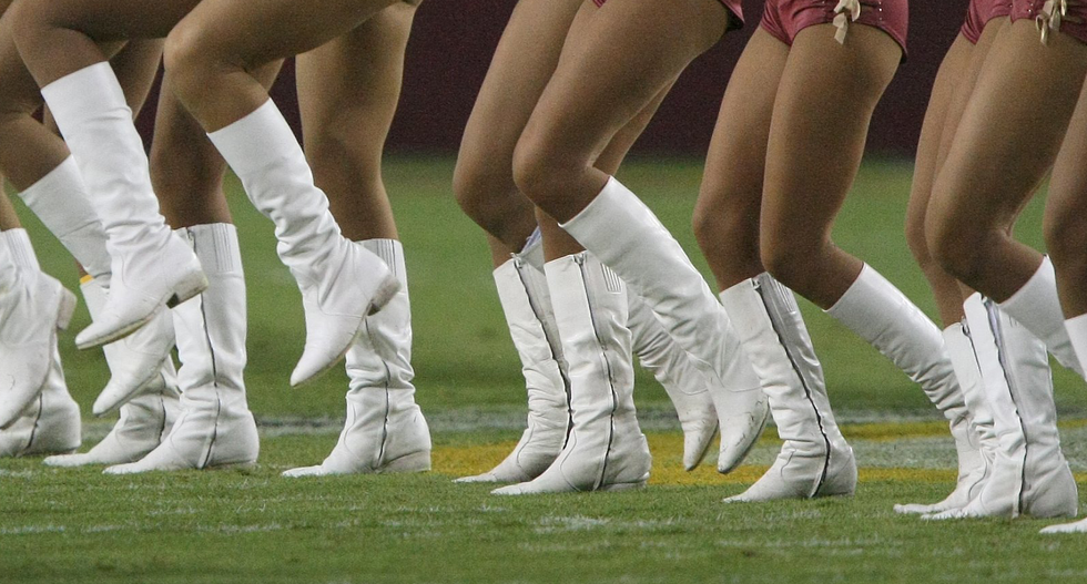 Pennsylvania 8th-graders suspended for throwing rocks and racial slurs at black cheerleaders