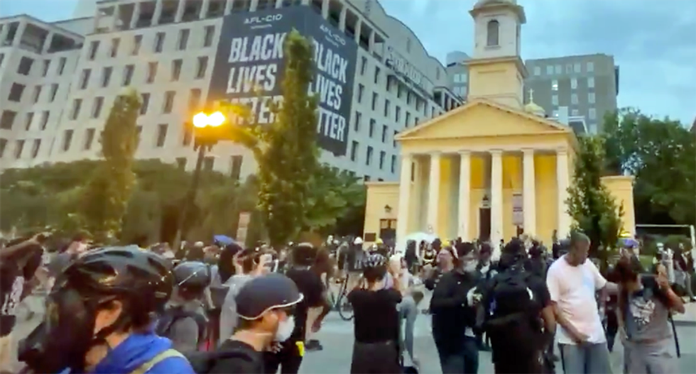 Secret Service kicks out press corps as protesters declare ‘Black House Autonomous Zone’ near Trump’s residence