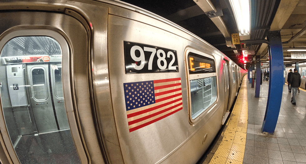 Researchers find bits of bubonic plague on NY subway