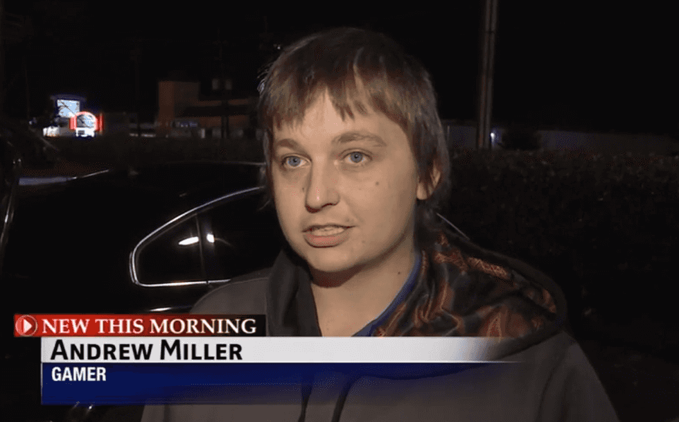 Armed robbers target gamers camped out to buy 'Grand Theft Auto 5'