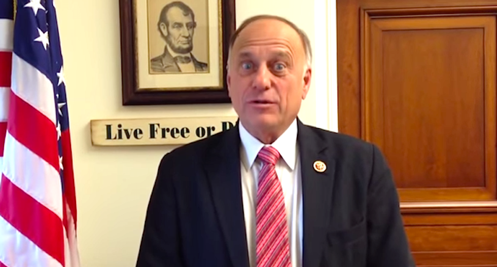 Rep. Steve King gets hilarious new Wikipedia name after he bizarrely claims to be Hispanic