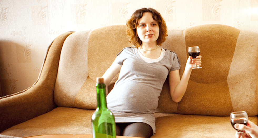 NYC Mayor de Blasio says bars cannot refuse to serve alcohol to pregnant women