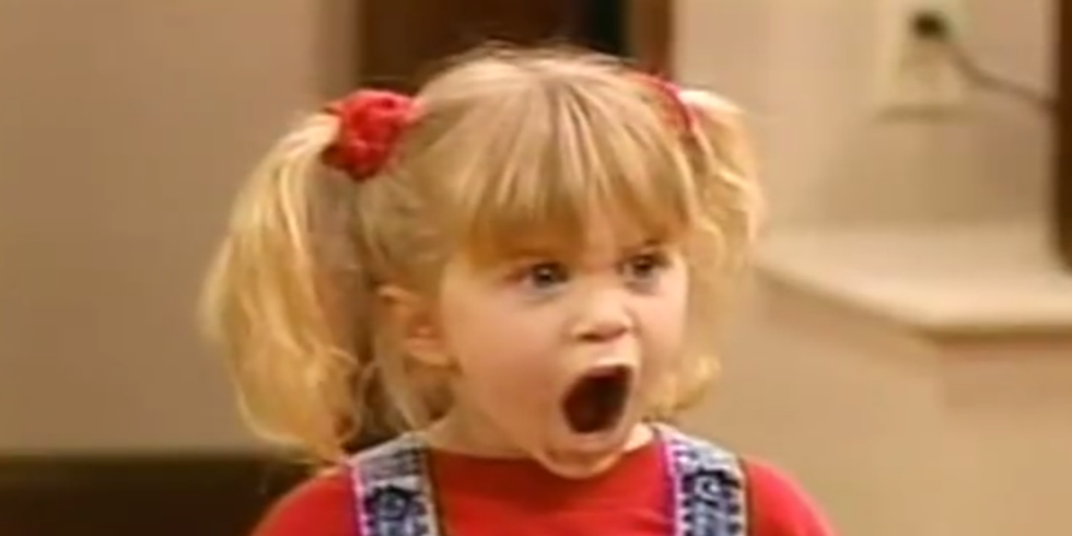 14 Terrible revelations from the CIA torture report as told through GIFs of the Olsen Twins