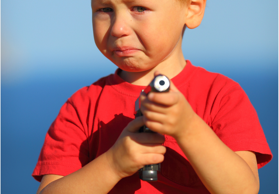 Kansas cop's 3-year-old son shoots and kills himself with gun found inside apartment
