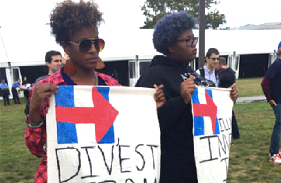 #BlackLivesMatter disrupts Clinton rally to demand she cut ties with prison industrial complex