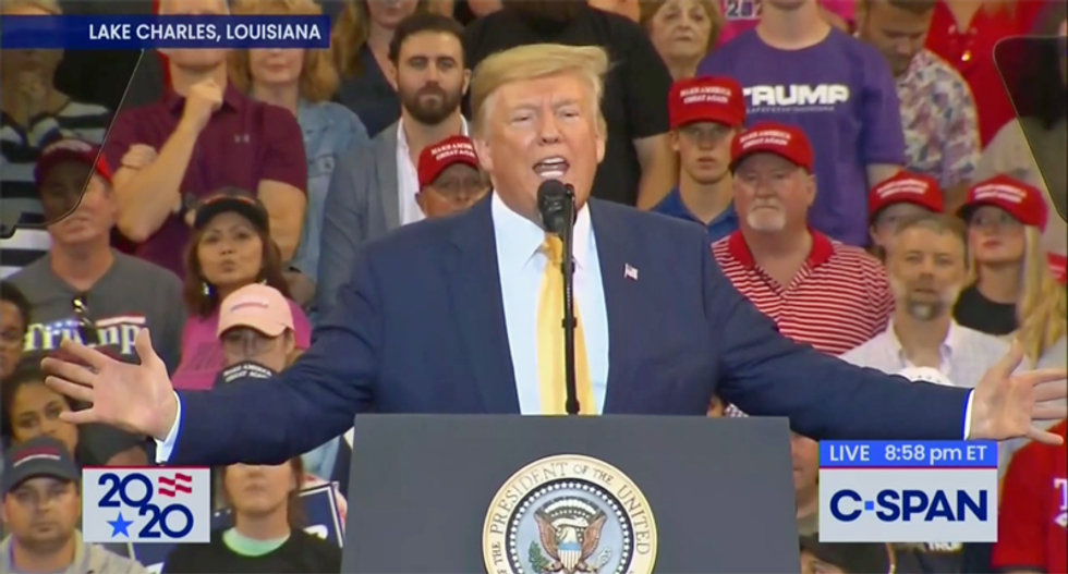 Trump bizarrely tells supporters he's going to build a border wall in Colorado