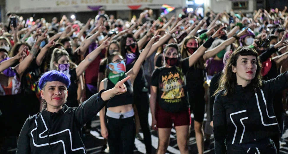 Thousands of women performed the feminist anthem 'A Rapist In Your Path' -- before cops violently dispersed them: report