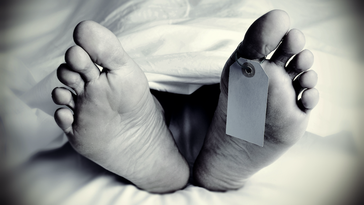 Funeral worker details devastating toll of COVID on 'unrecognizable' bodies