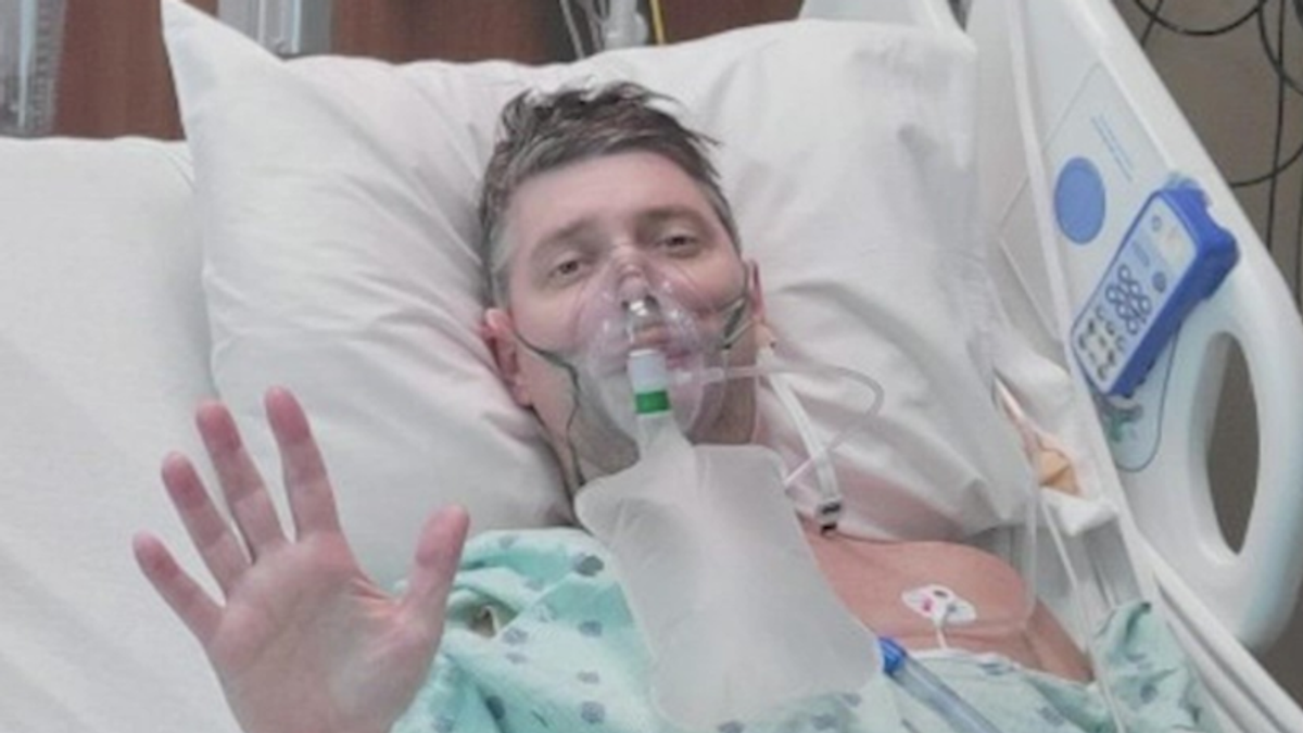 Houston firefighter put off getting vaccinated — now he needs new lungs to survive