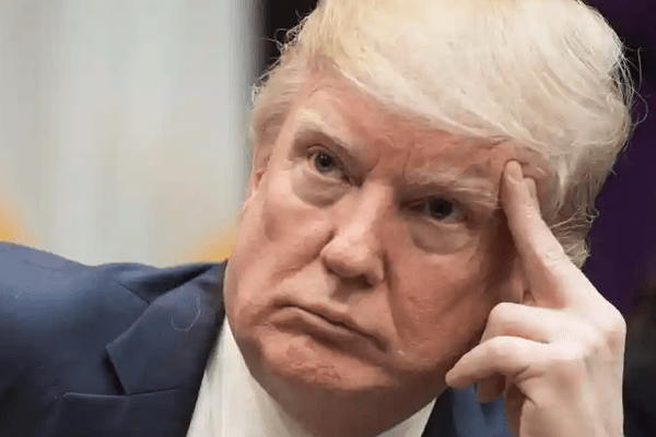 'He does that when he's scared': Molly Jong-Fast explains Trump's threatening posts