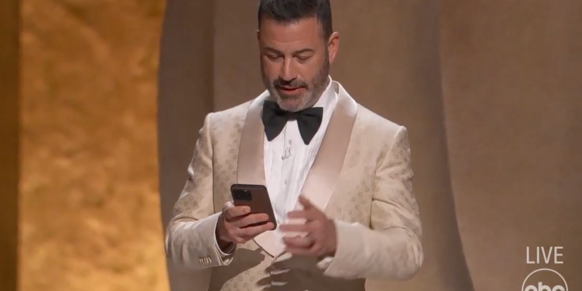 'What a dope!' Trump reignites war with Jimmy Kimmel