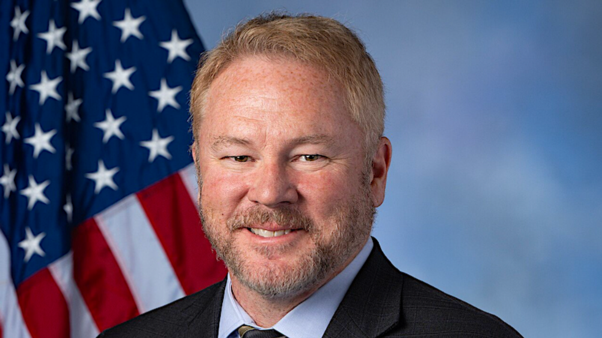 'I'm disappointed': Angry crowd forces GOP lawmaker to agree about Trump's 'bad idea'