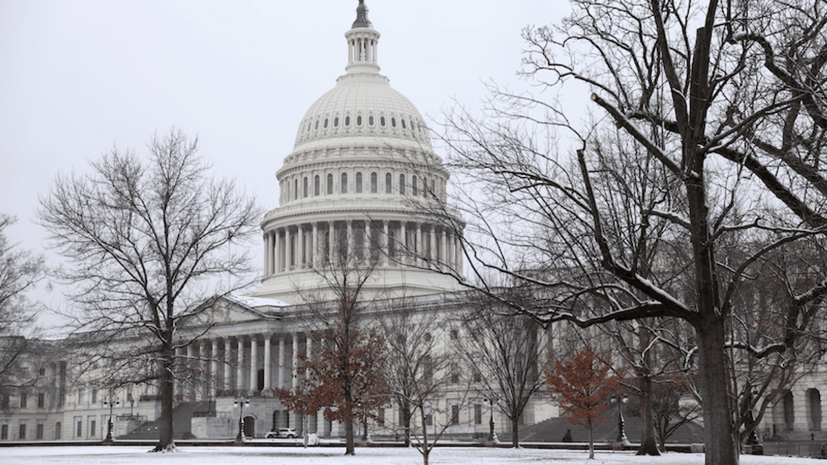 Snowstorm chaos threatens to upend Trump's State of the Union speech: report